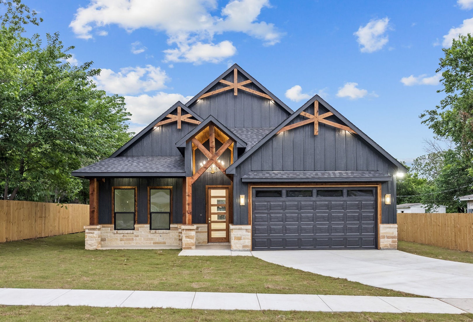 6029 Graham Street Lake Worth TX 76135