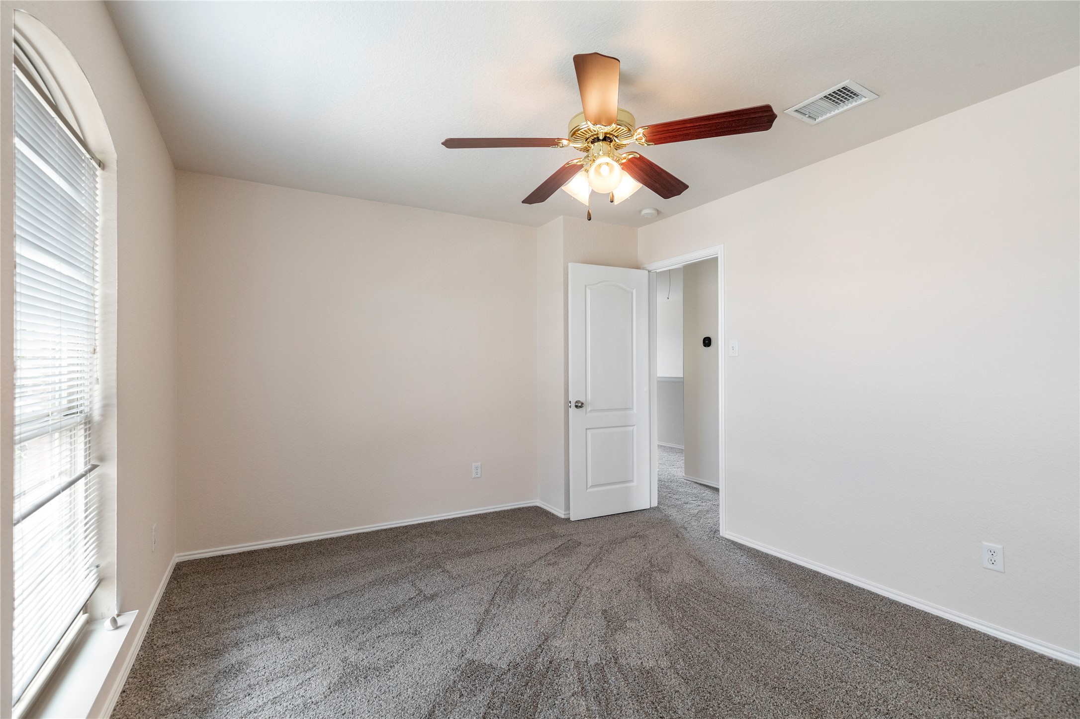 5140 Mirror Lake Drive Haltom City TX 76117
