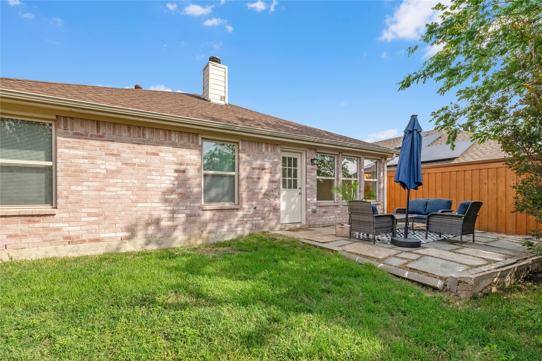 5140 Mirror Lake Drive Haltom City TX 76117
