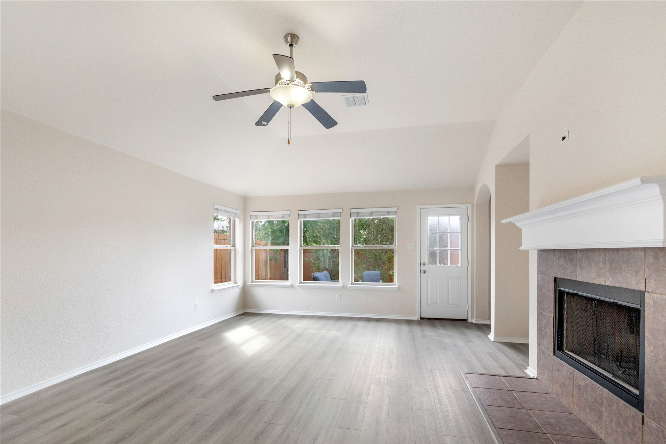 5140 Mirror Lake Drive Haltom City TX 76117