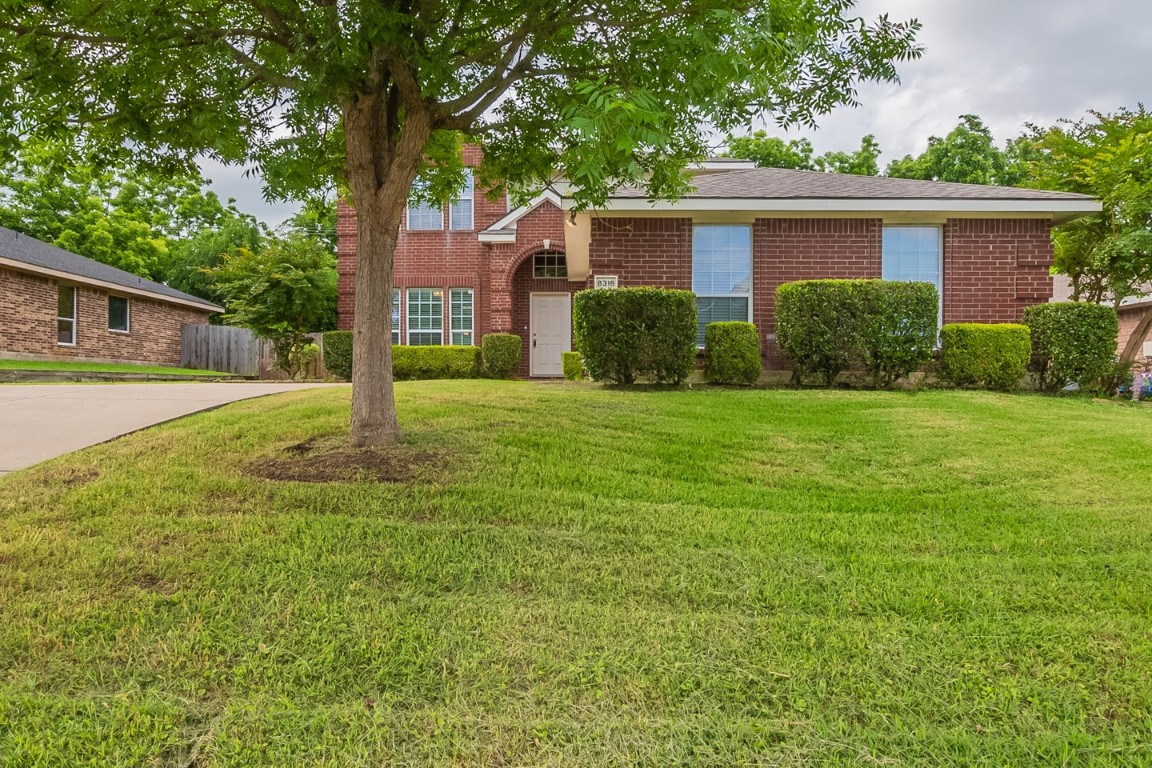 8318 Victory Street Rowlett TX 75089