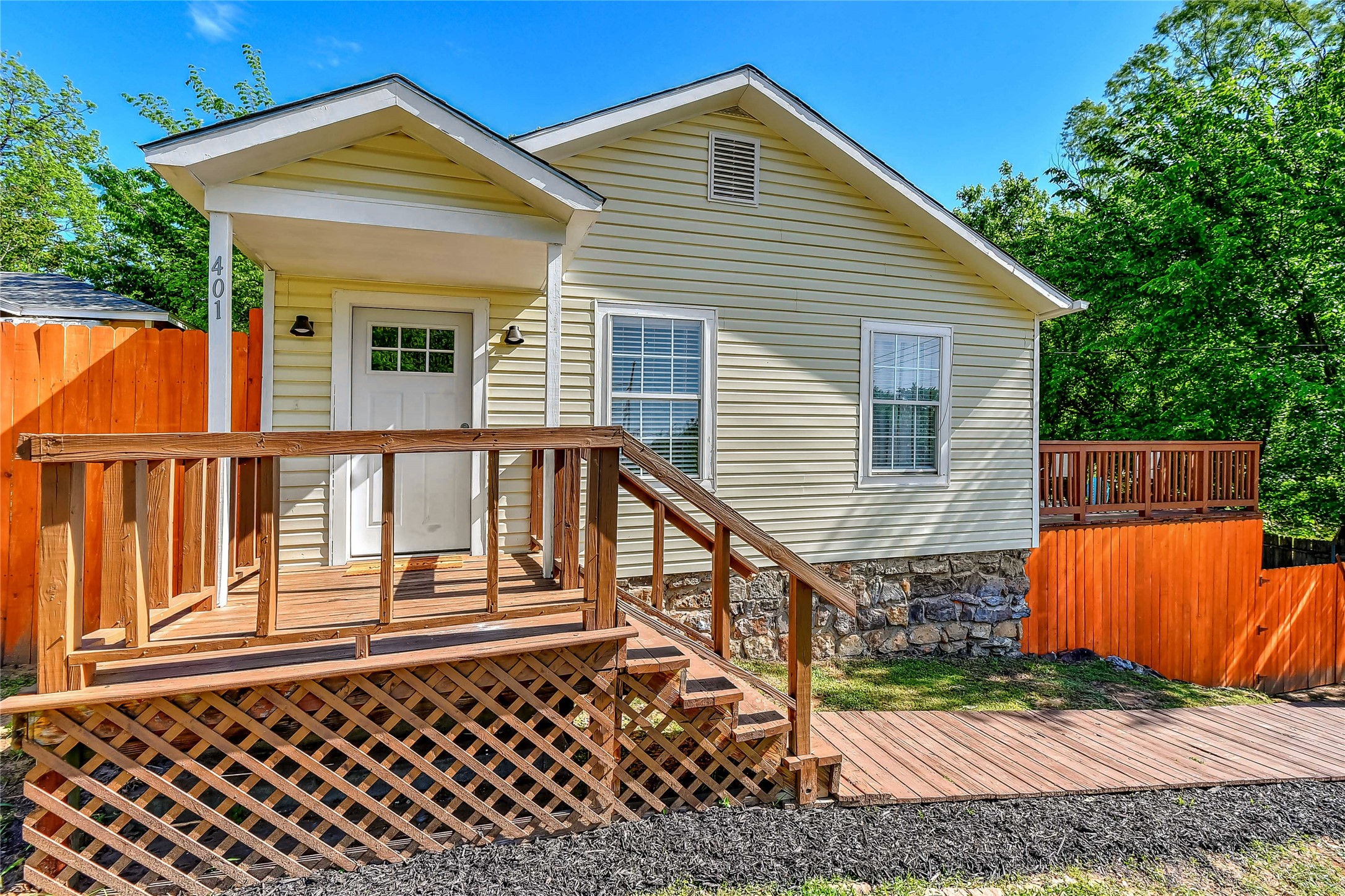 401 W Acheson Street Denison TX 75020