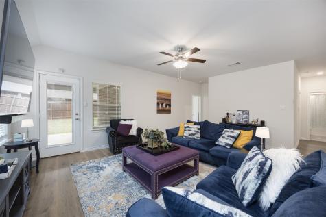 9801 Elk Falls Lane Aubrey TX 76227