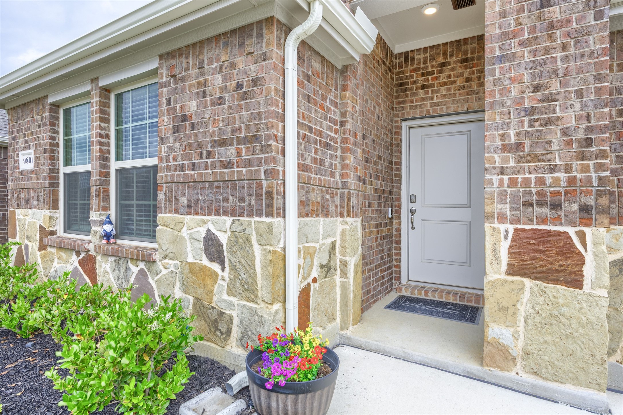 9801 Elk Falls Lane Aubrey TX 76227