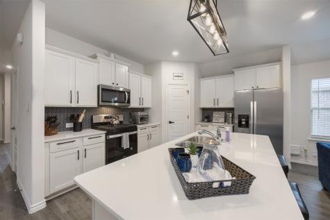 9801 Elk Falls Lane Aubrey TX 76227