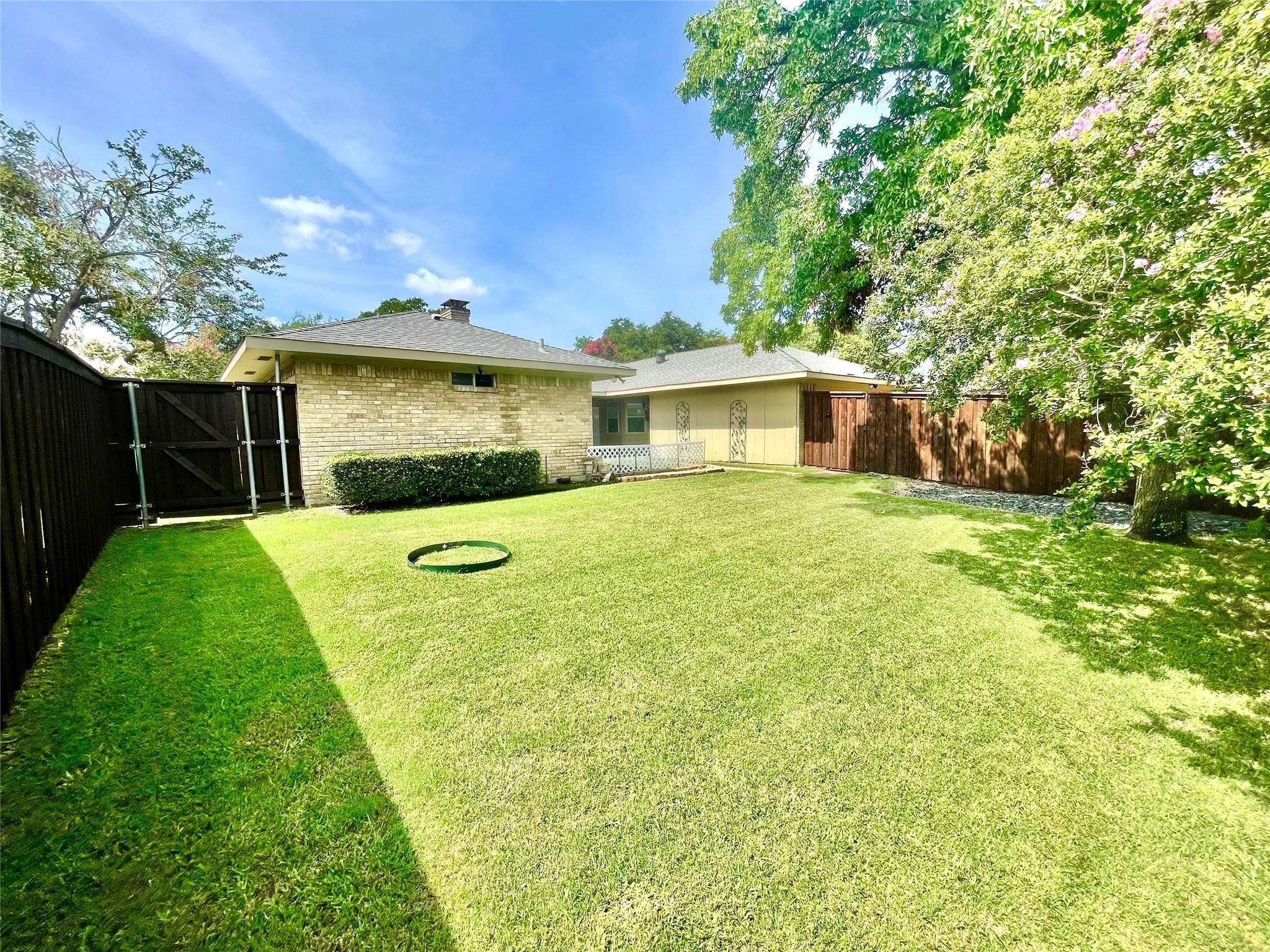909 Hillsdale Drive Richardson TX 75081