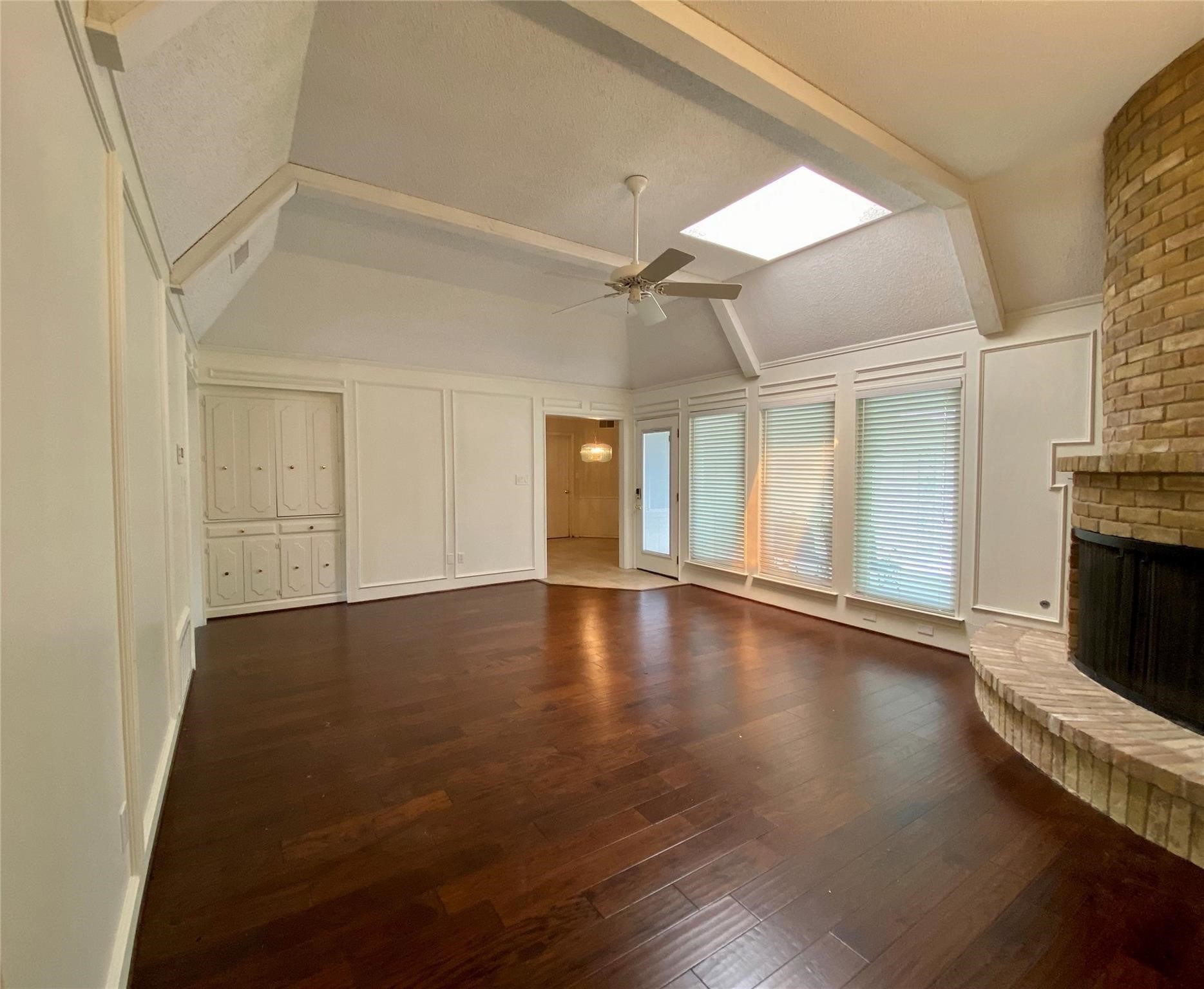 909 Hillsdale Drive Richardson TX 75081