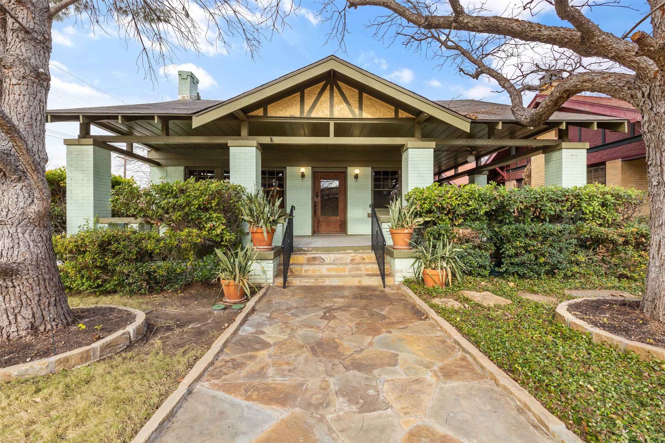 2244 Mistletoe Boulevard Fort Worth TX 76110