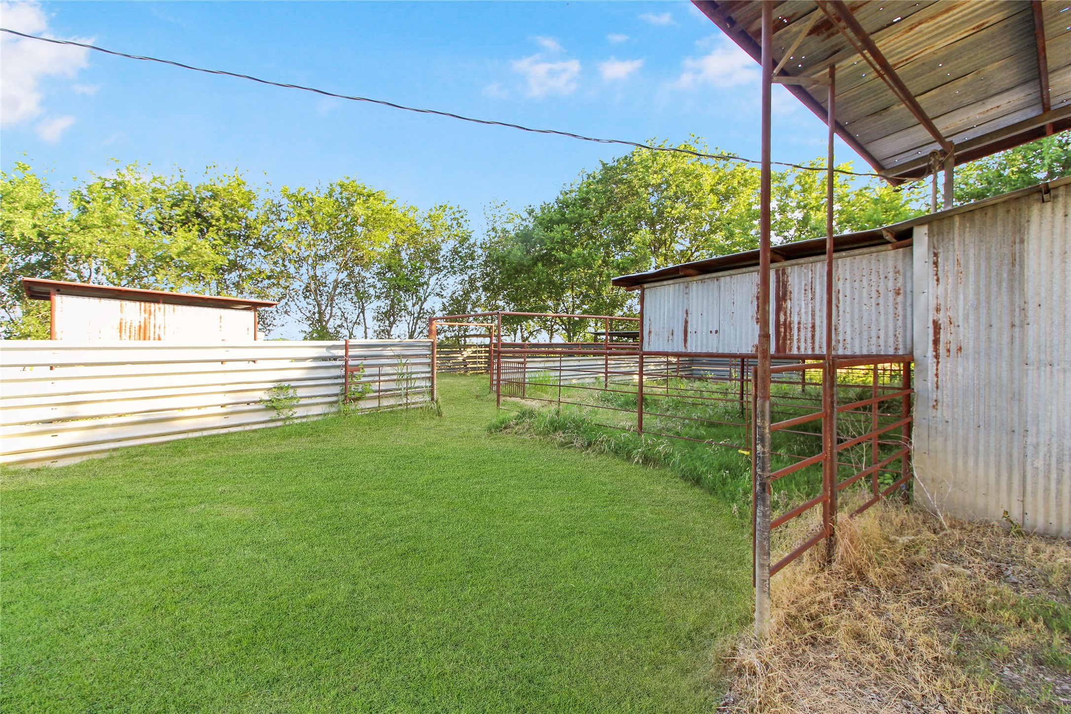 455 Hughes Cemetery Road Italy TX 76651