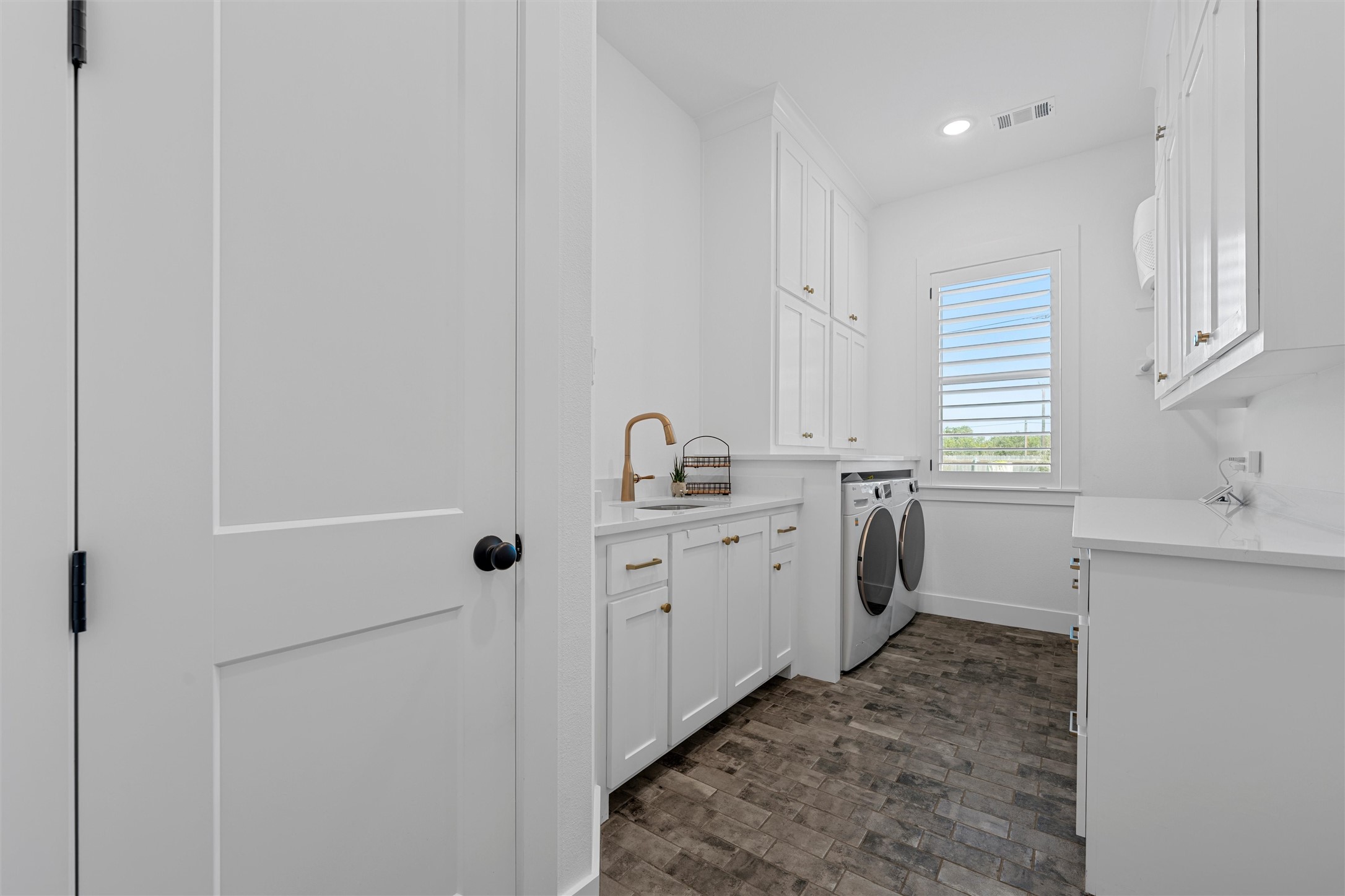 216 Wycliff Drive China Spring TX 76633