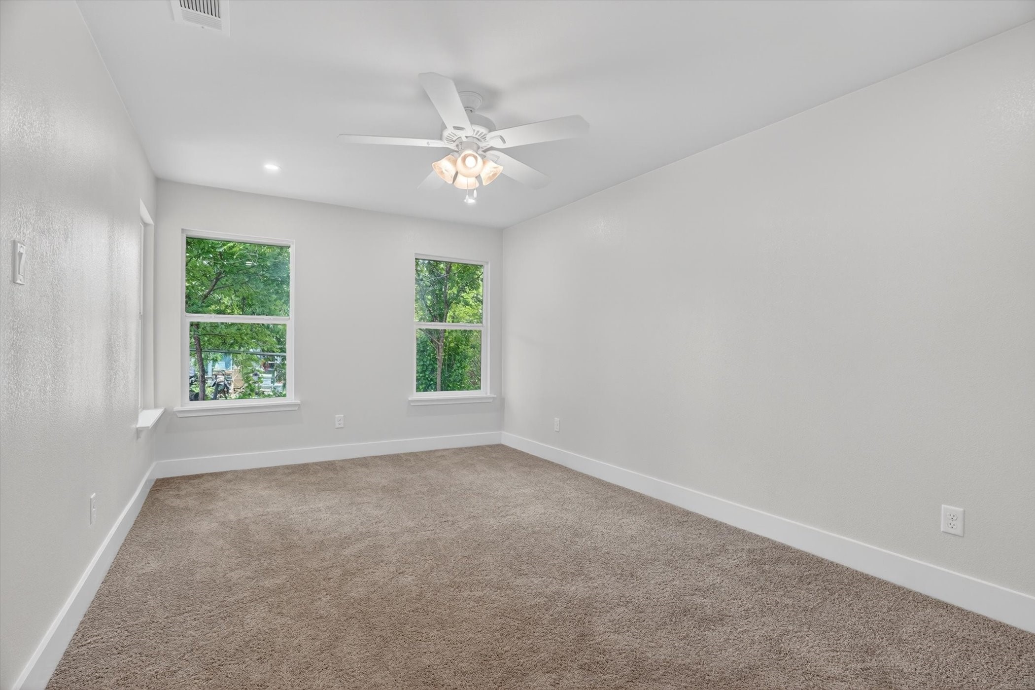 4828 Staples Avenue Fort Worth TX 76133