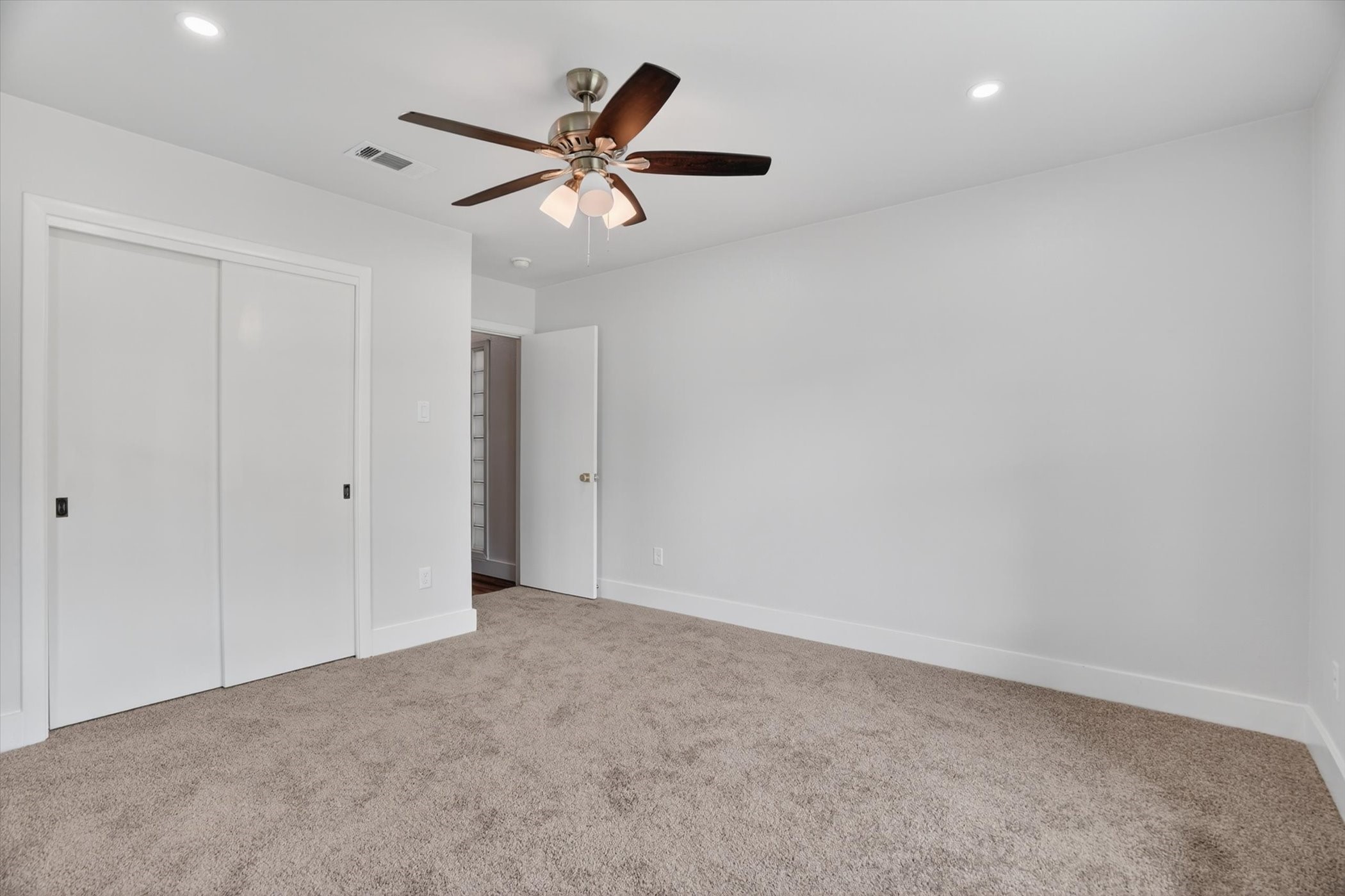 4828 Staples Avenue Fort Worth TX 76133