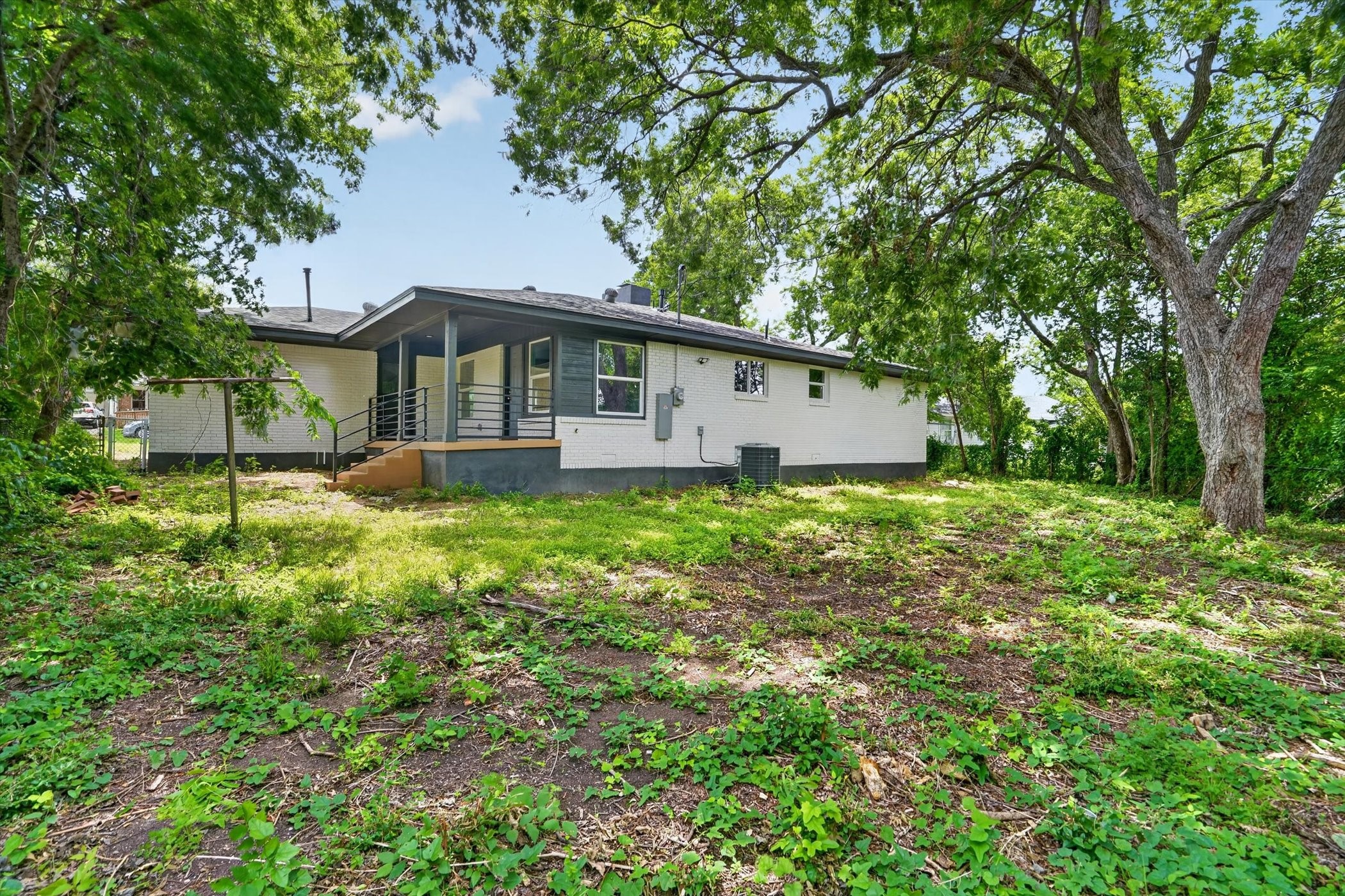4828 Staples Avenue Fort Worth TX 76133