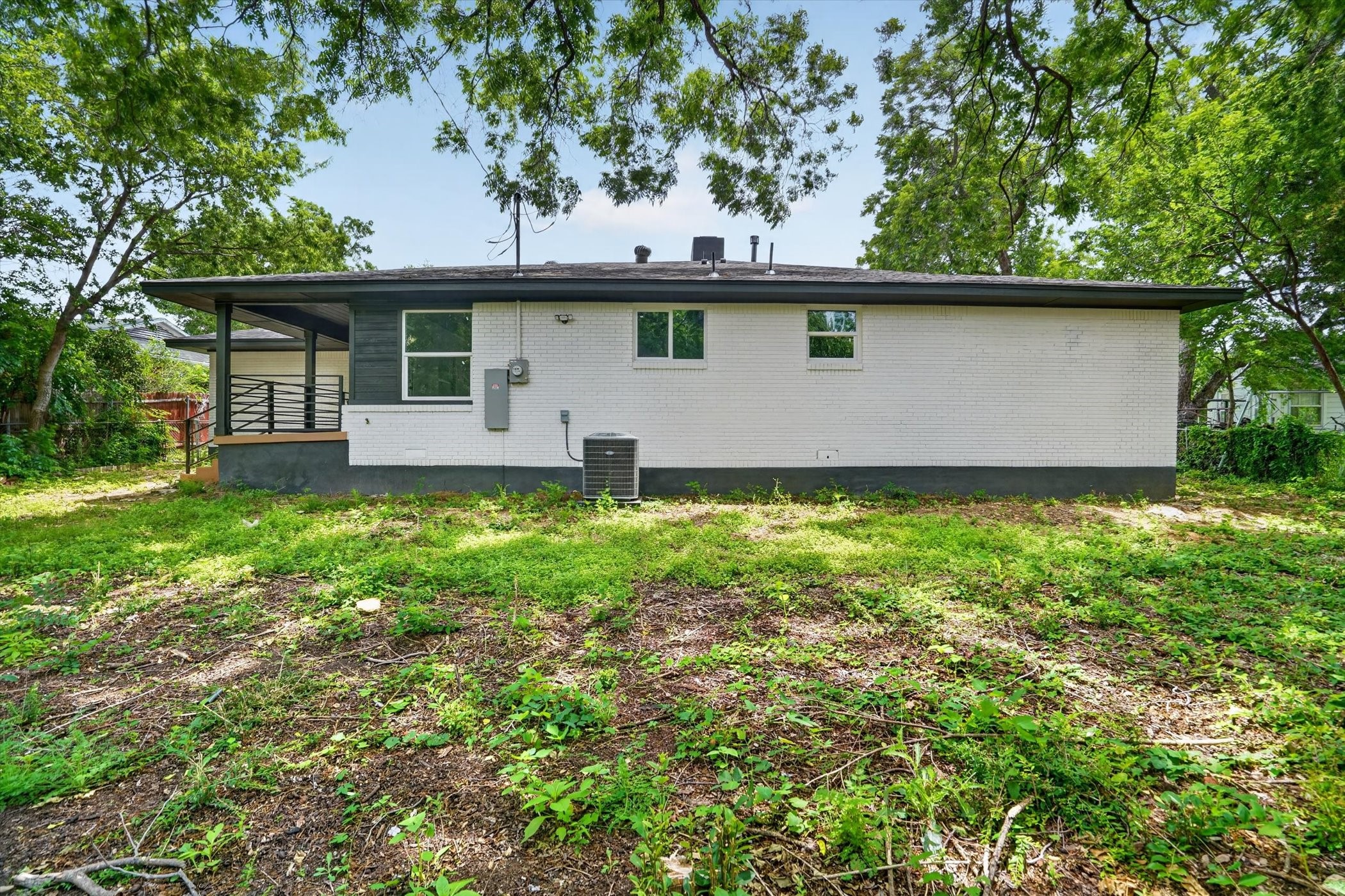 4828 Staples Avenue Fort Worth TX 76133