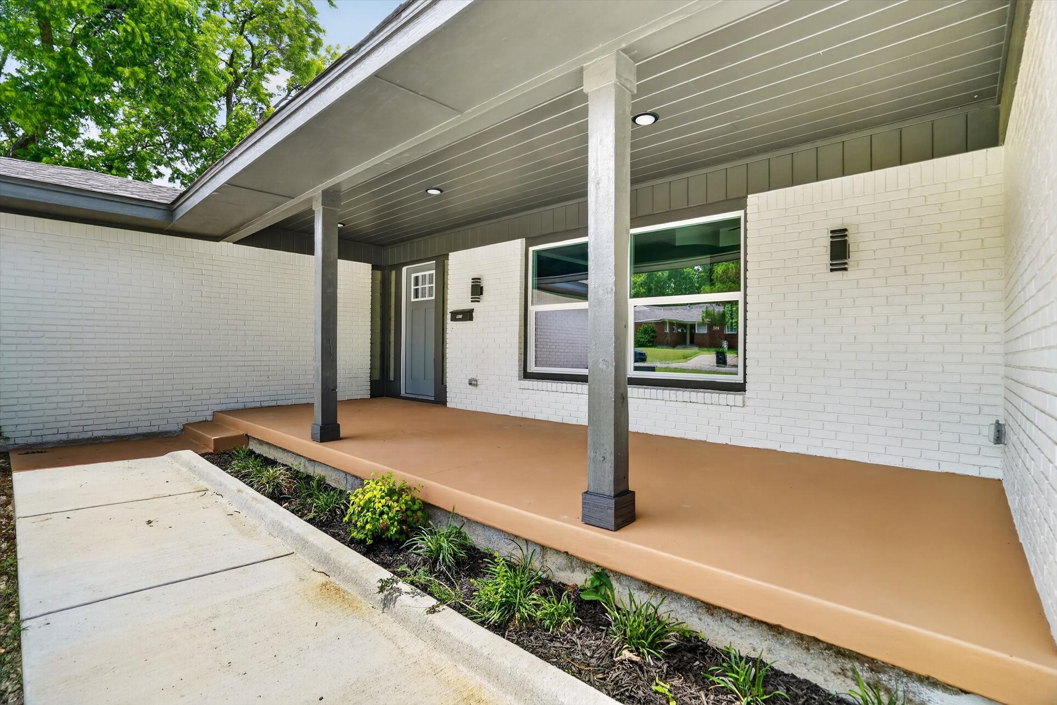 4828 Staples Avenue Fort Worth TX 76133