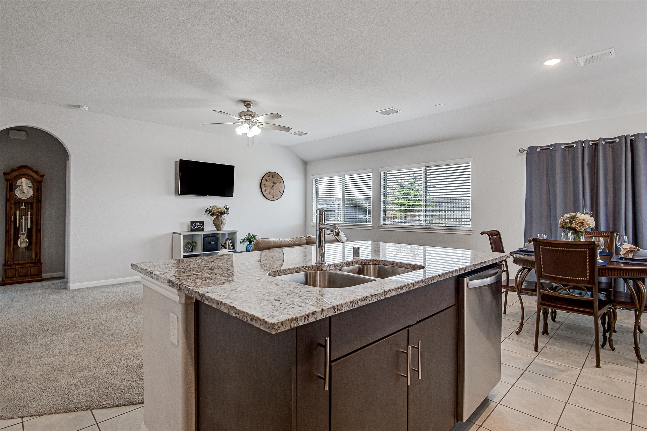 1109 Nighthawk Trail Alvarado TX 76009