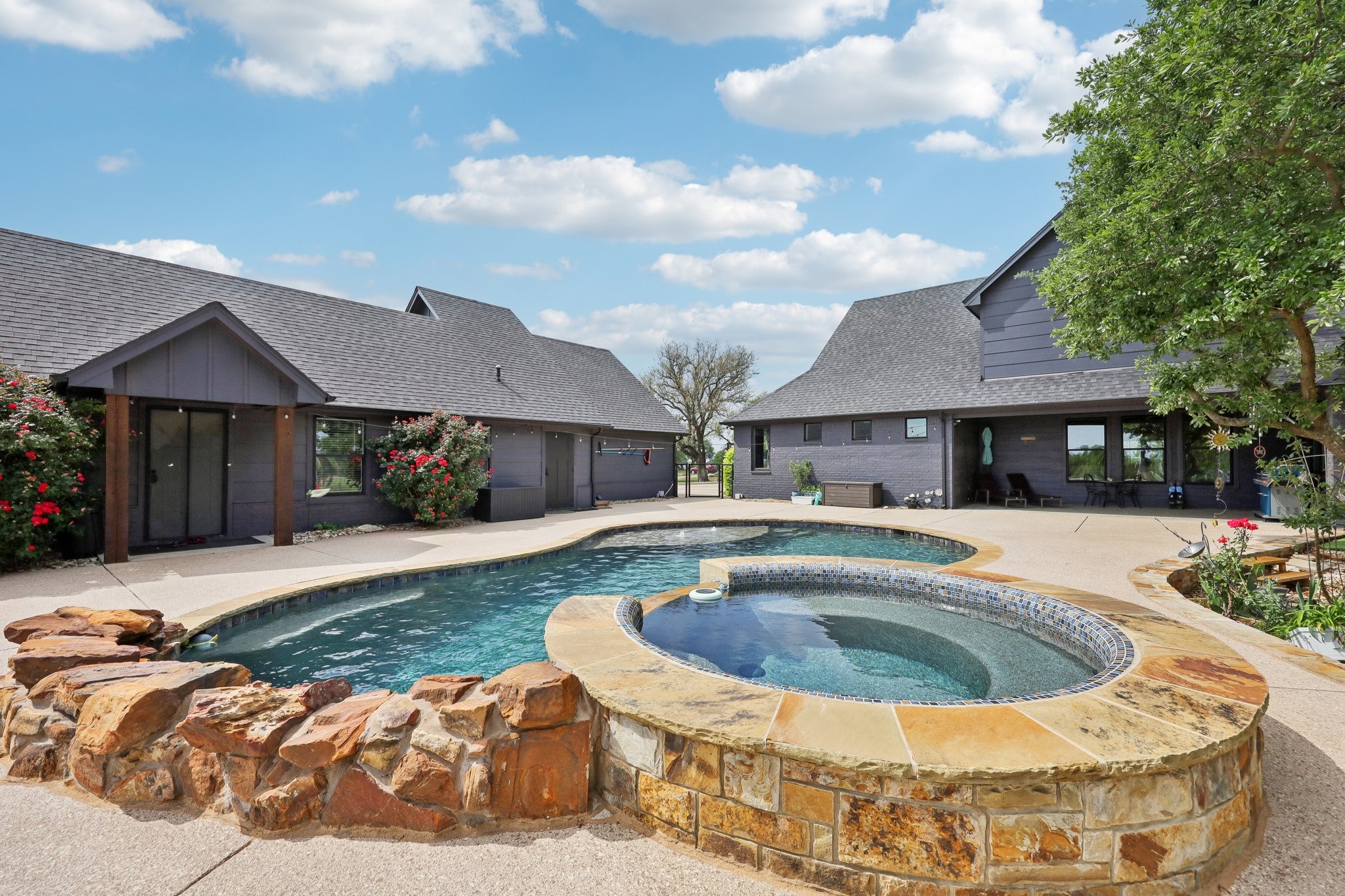 154 Helton Drive Granbury TX 76049