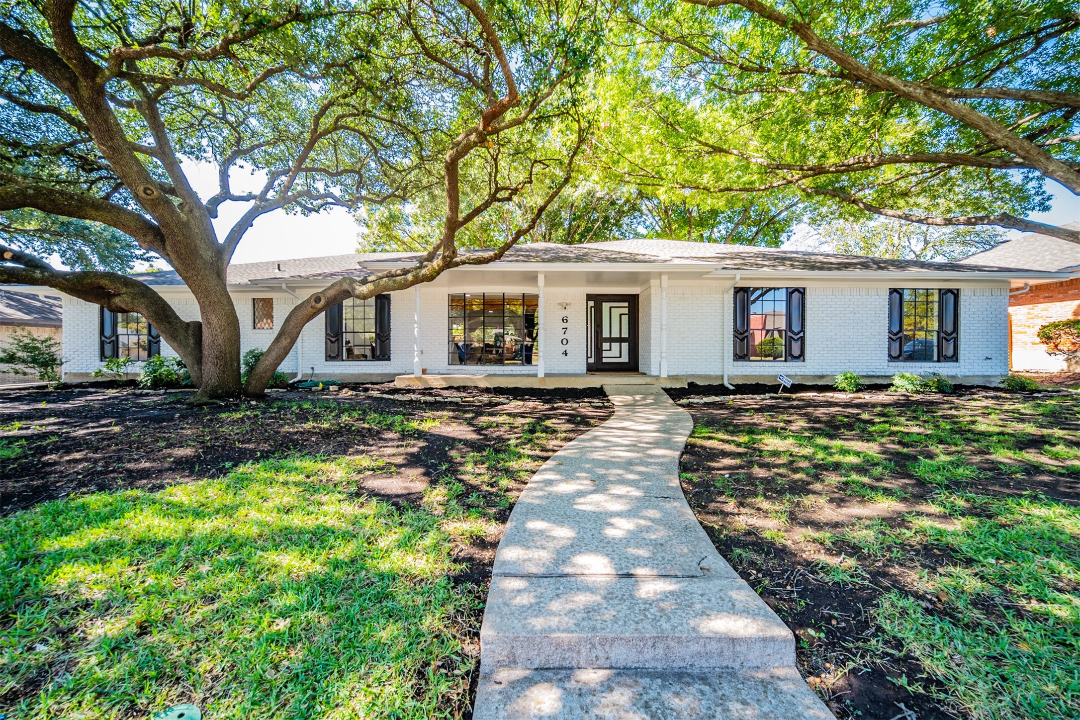6704 Kingswood Drive Fort Worth TX 76133