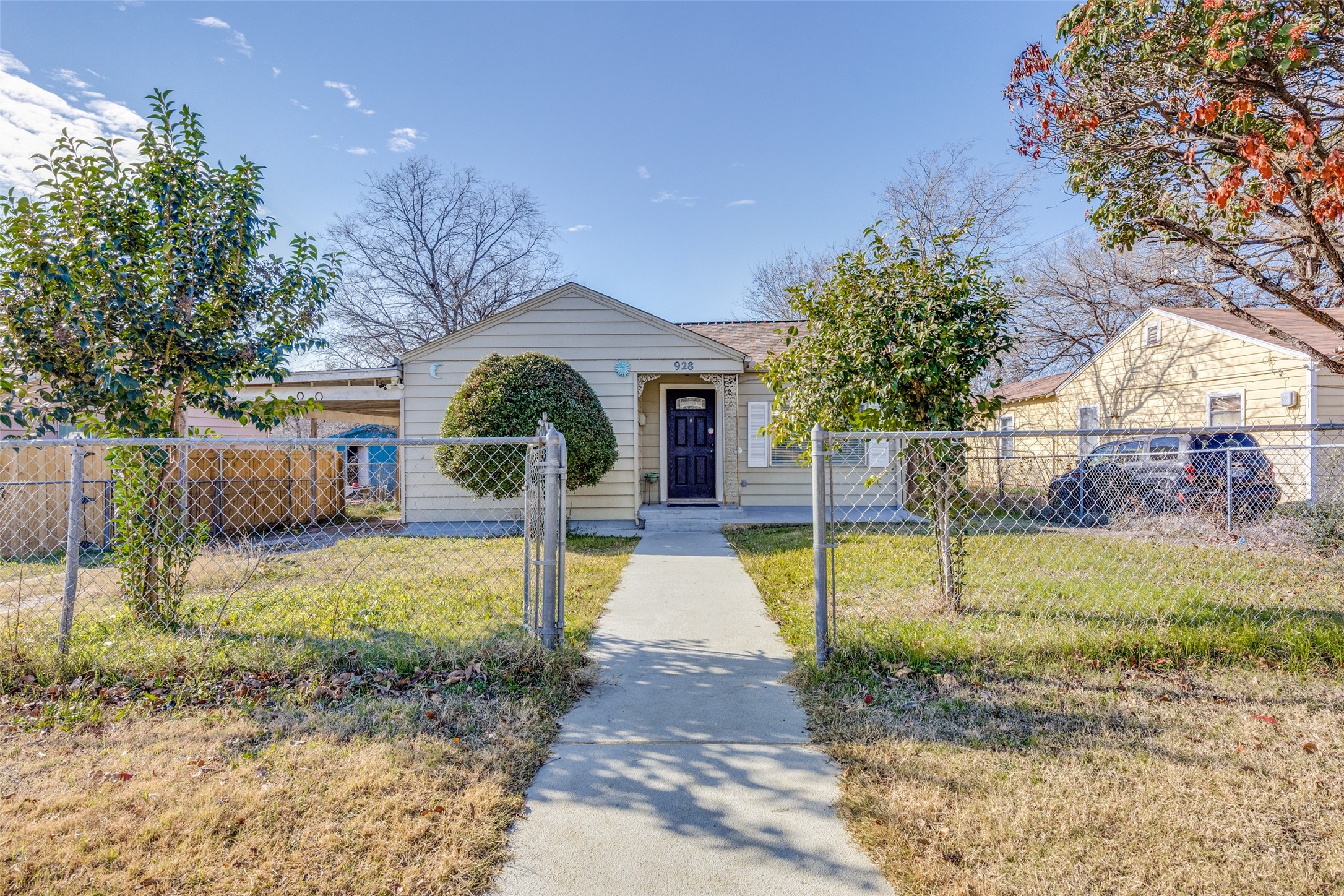 928 Benton Avenue Fort Worth TX 76112