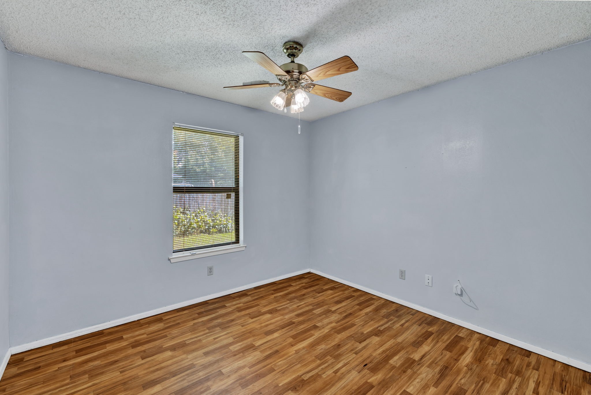 501 Post Oak Lane Burleson TX 76028