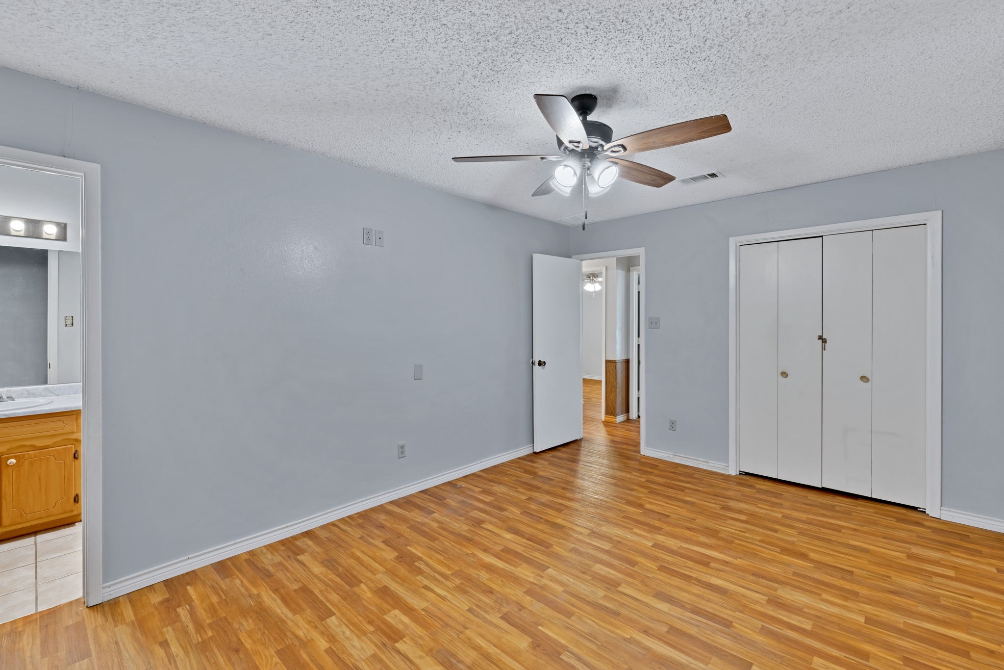 501 Post Oak Lane Burleson TX 76028