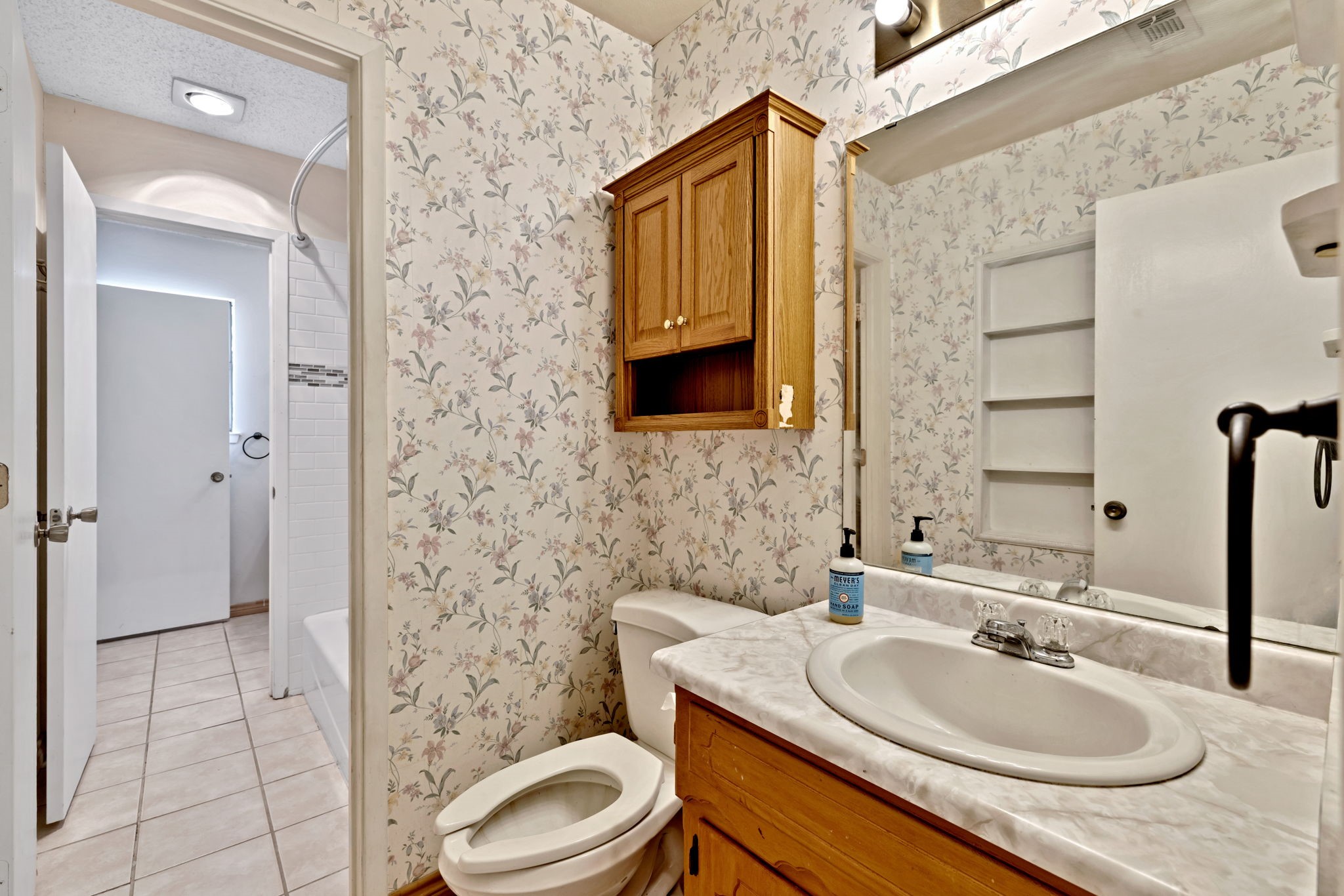 501 Post Oak Lane Burleson TX 76028
