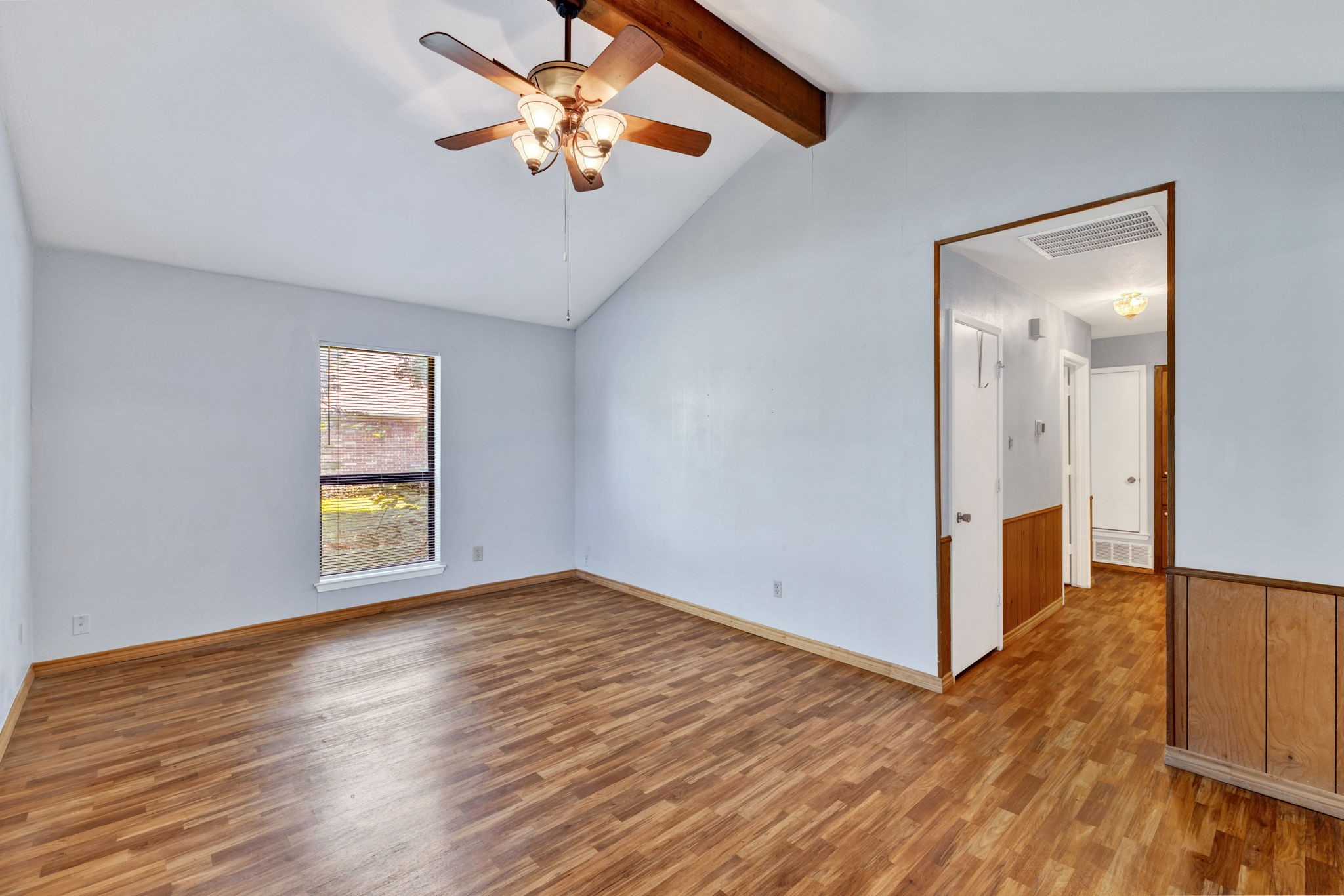 501 Post Oak Lane Burleson TX 76028