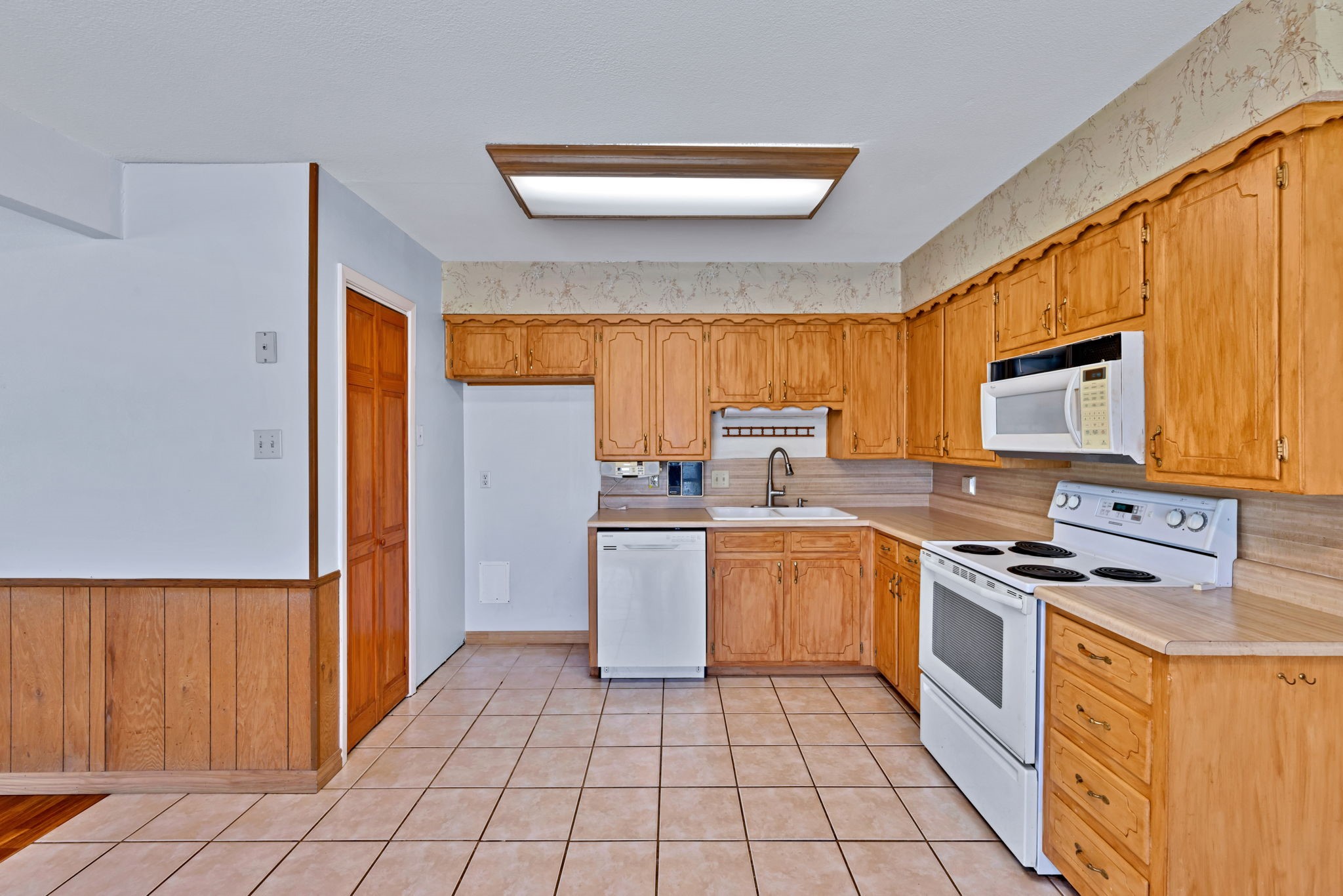501 Post Oak Lane Burleson TX 76028