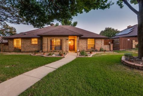 1126 Meadow Ridge Drive Duncanville TX 75137