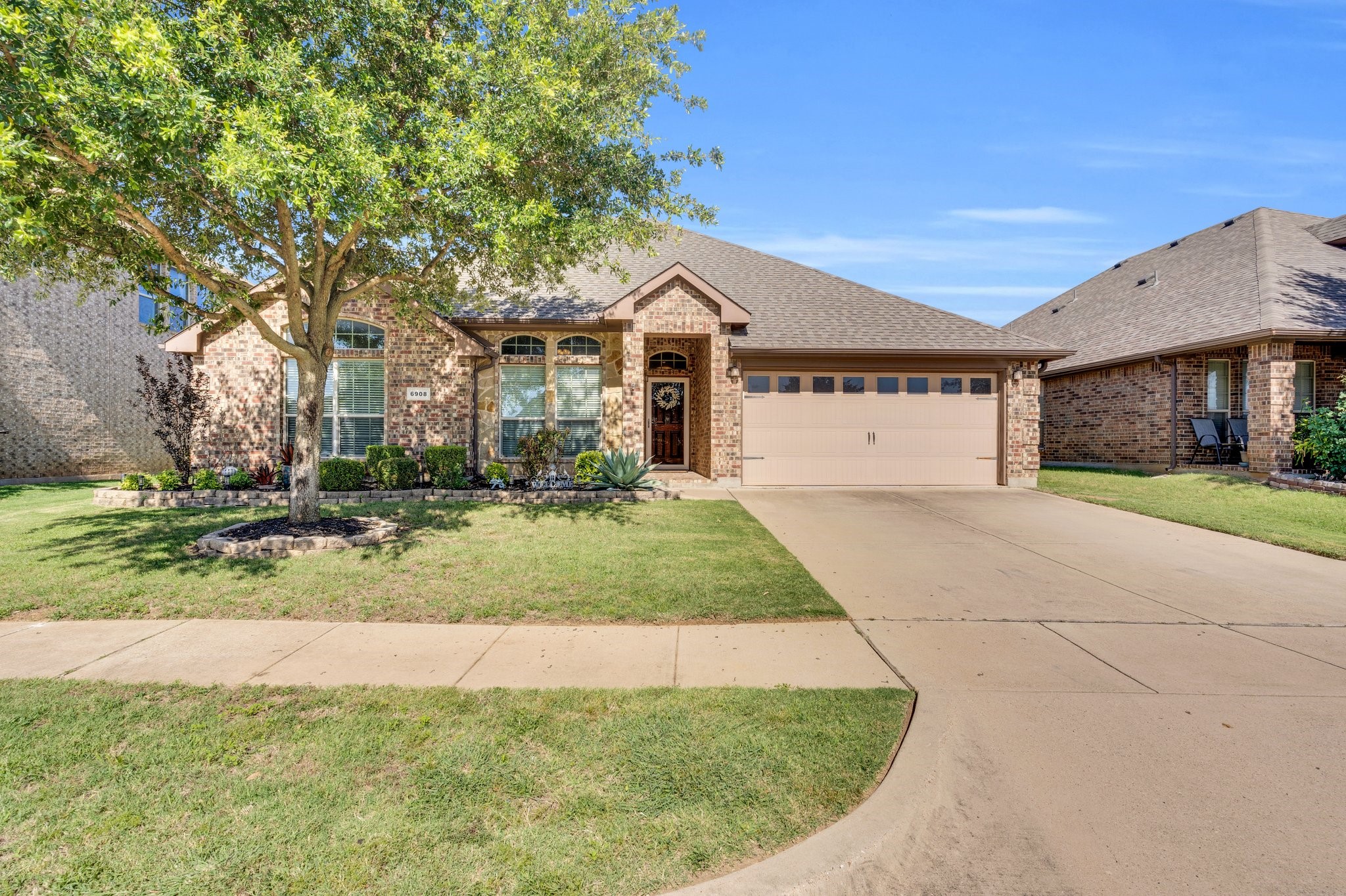 6908 Muirfield Drive Arlington TX 76001