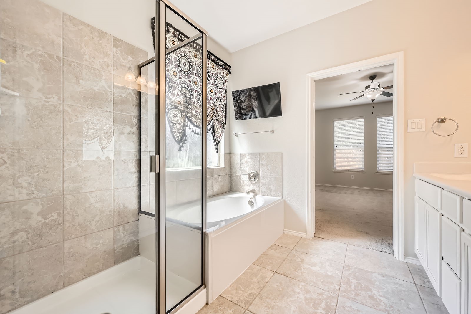 1017 Oarlock Drive Crowley TX 76036