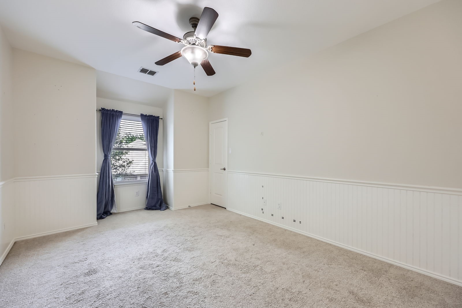 1017 Oarlock Drive Crowley TX 76036