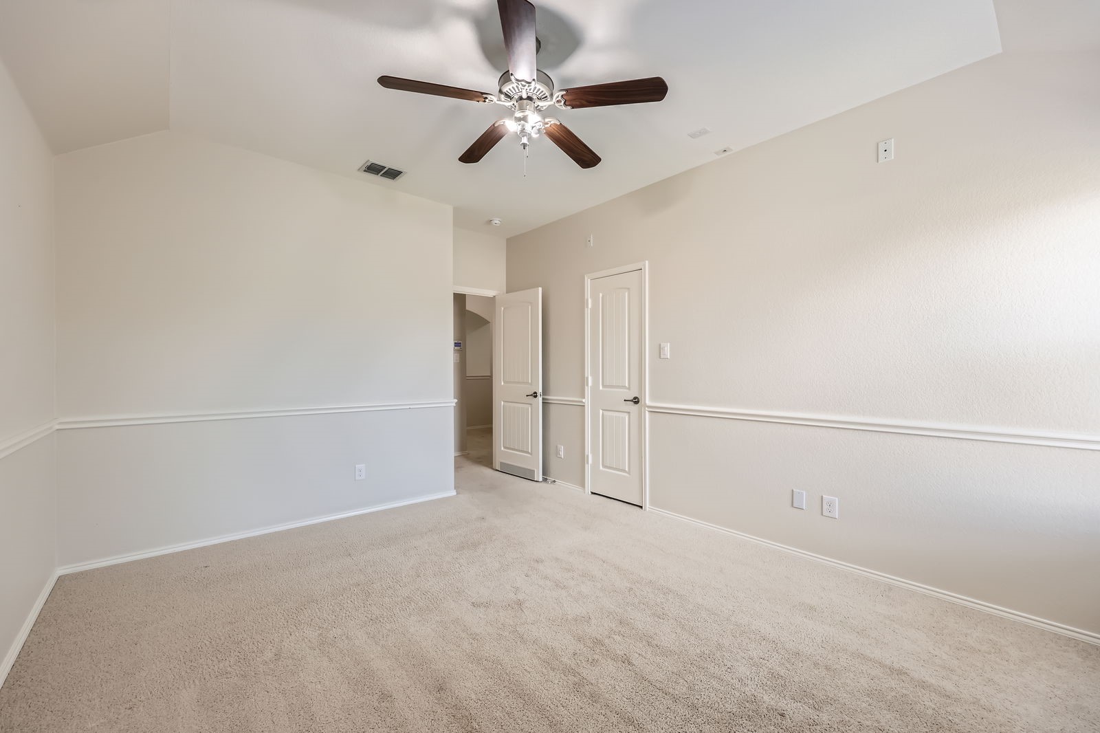 1017 Oarlock Drive Crowley TX 76036