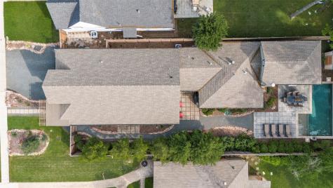 5323 Denton Drive Dallas TX 75235
