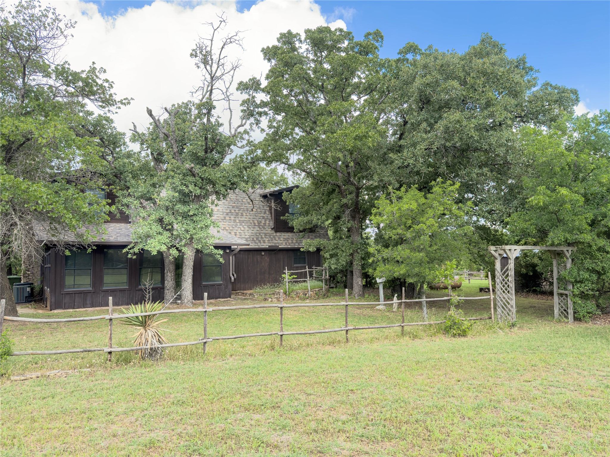 1102 NE 23rd Street Mineral Wells TX 76067