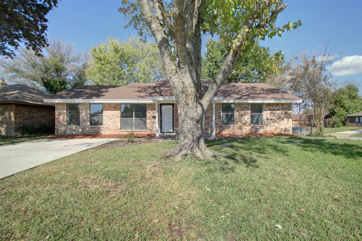 707 Stell Avenue Mansfield TX 76063