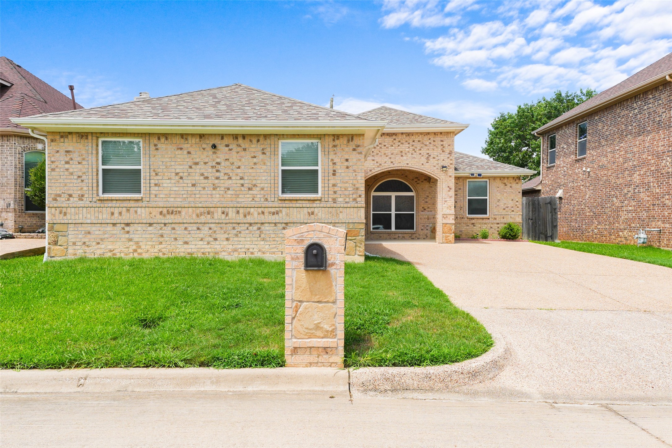 3807 Winding Road Arlington TX 76016