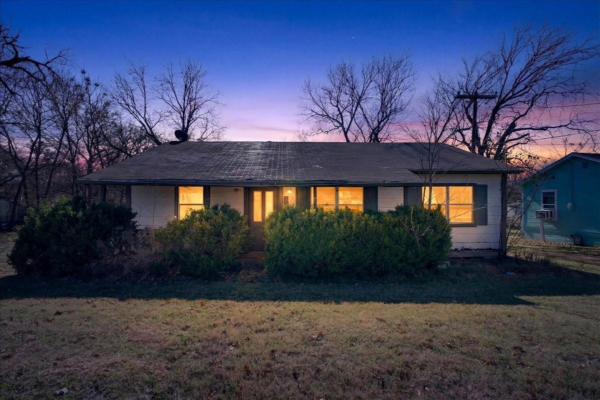 2512 Bridge Street Gatesville TX 76528