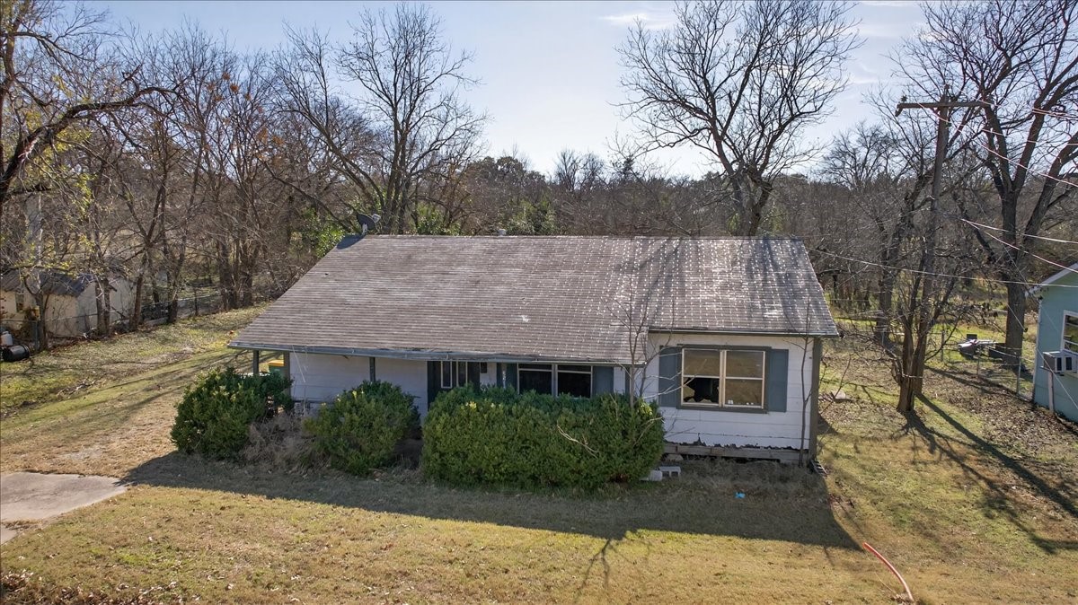 2512 Bridge Street Gatesville TX 76528