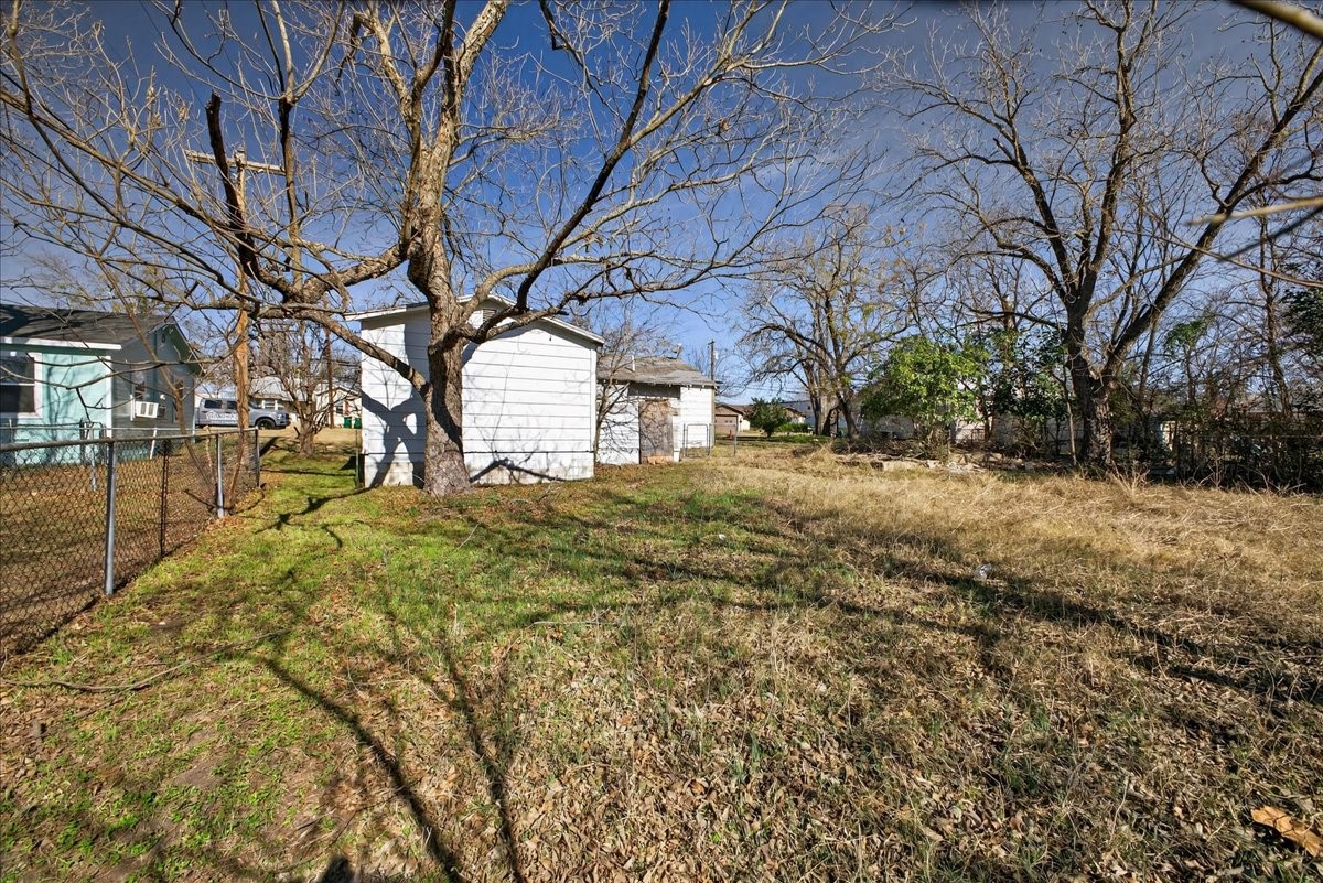 2512 Bridge Street Gatesville TX 76528