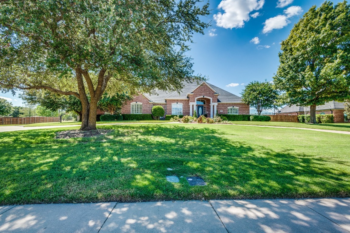 2237 Woodlands Circle Midlothian TX 76065