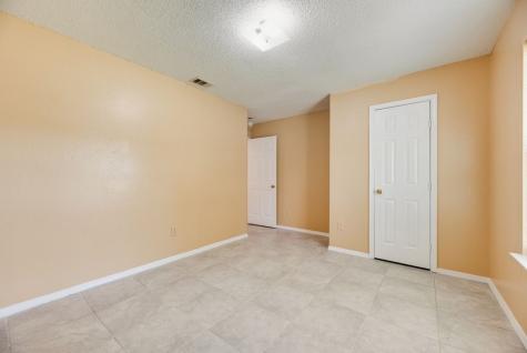 1019 Balkan Drive Lancaster TX 75134