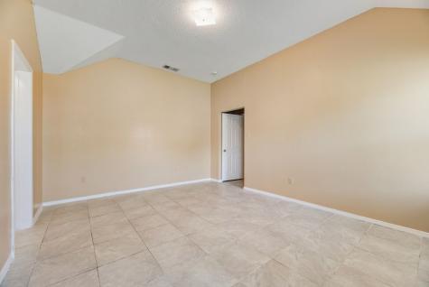 1019 Balkan Drive Lancaster TX 75134