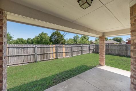 1019 Balkan Drive Lancaster TX 75134