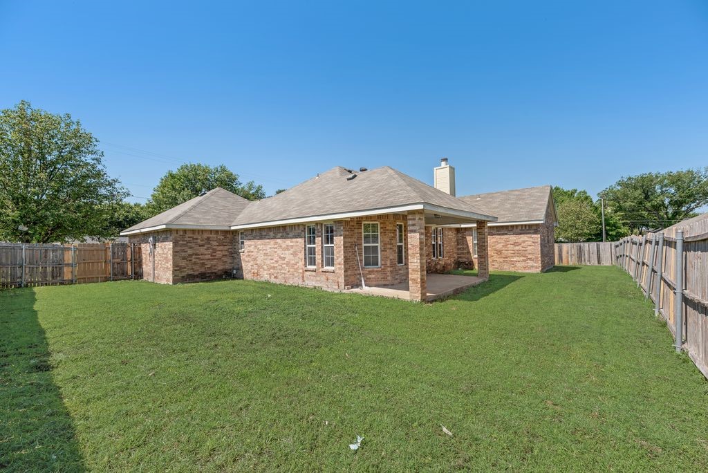 1019 Balkan Drive Lancaster TX 75134