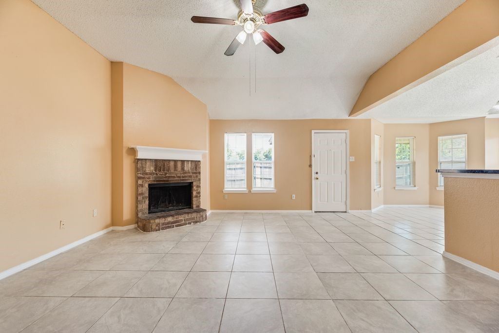 1019 Balkan Drive Lancaster TX 75134