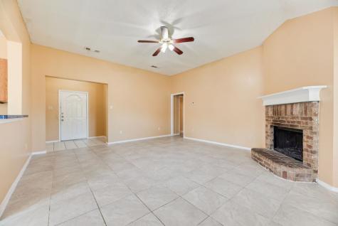 1019 Balkan Drive Lancaster TX 75134