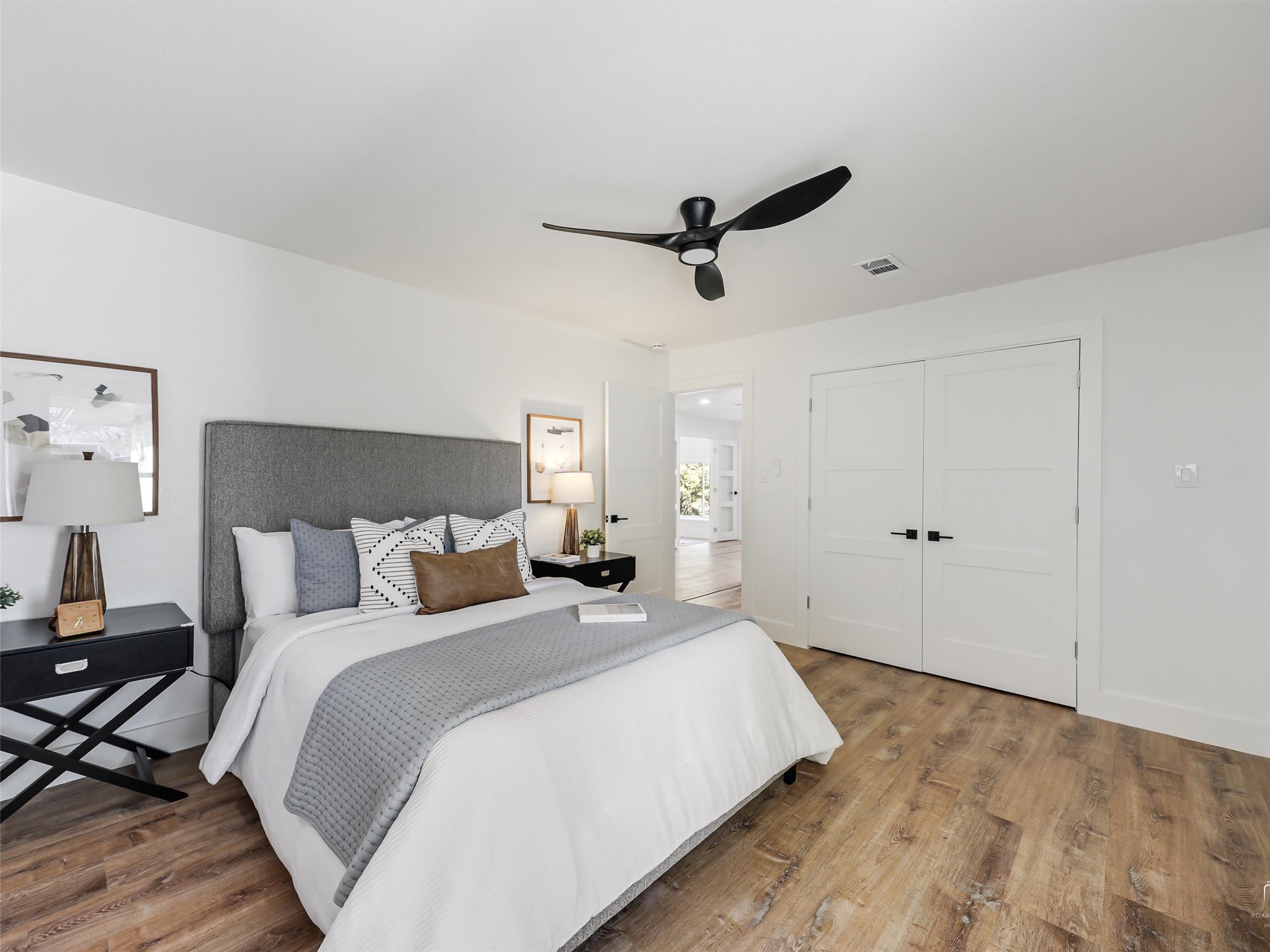 9011 Liptonshire Drive Dallas TX 75238