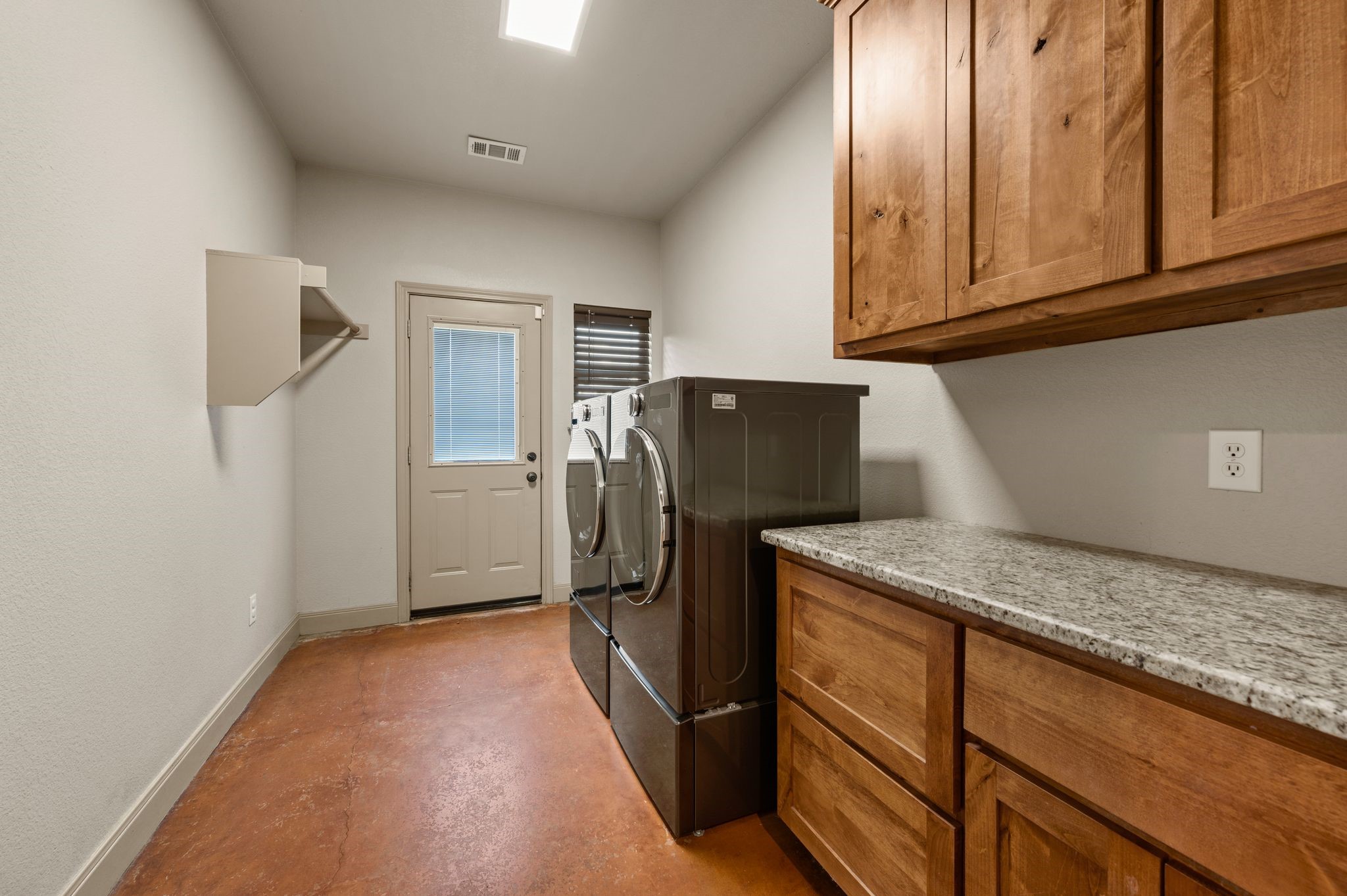 3019 Fm 718 Newark TX 76071
