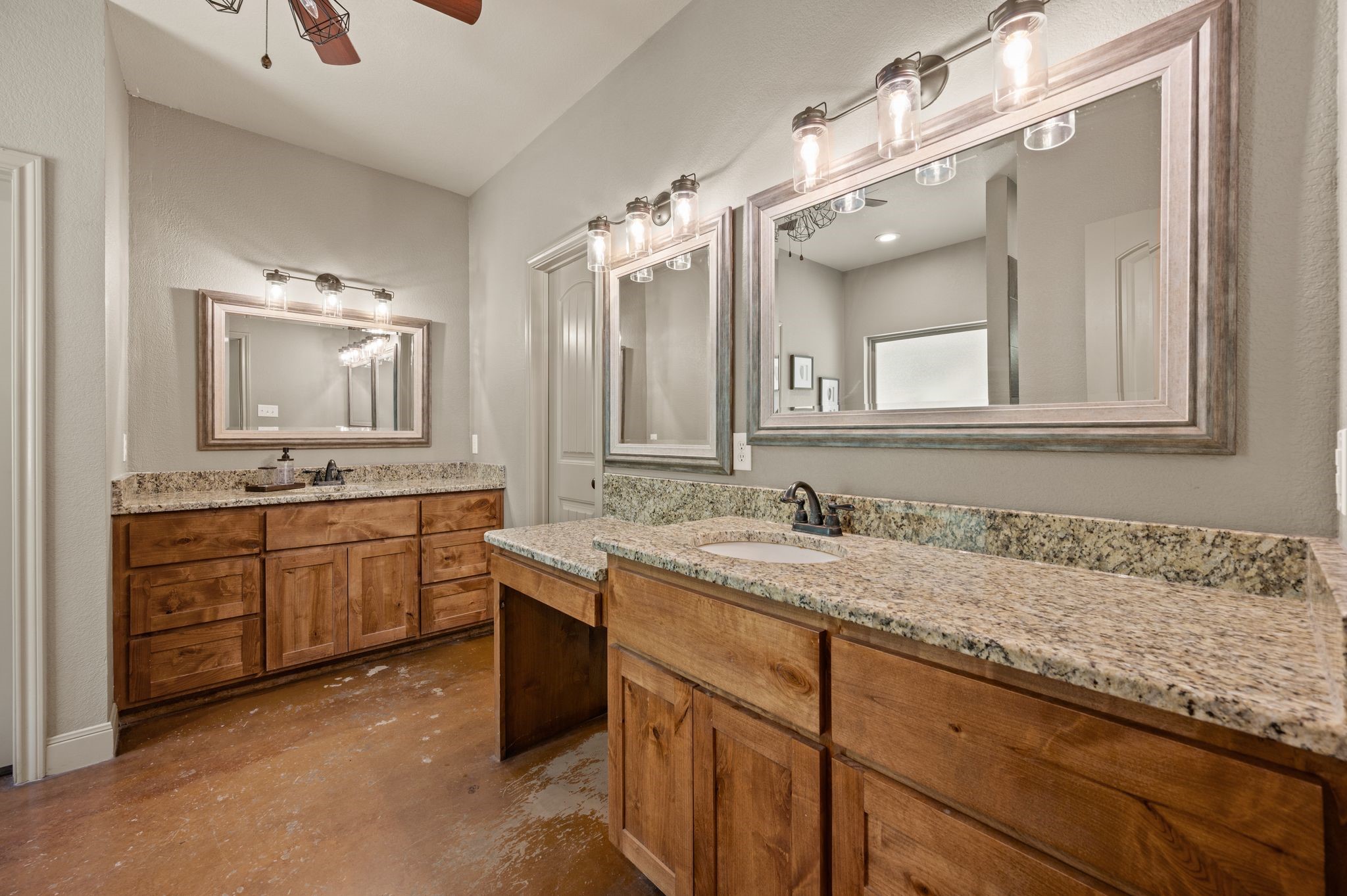 3019 Fm 718 Newark TX 76071
